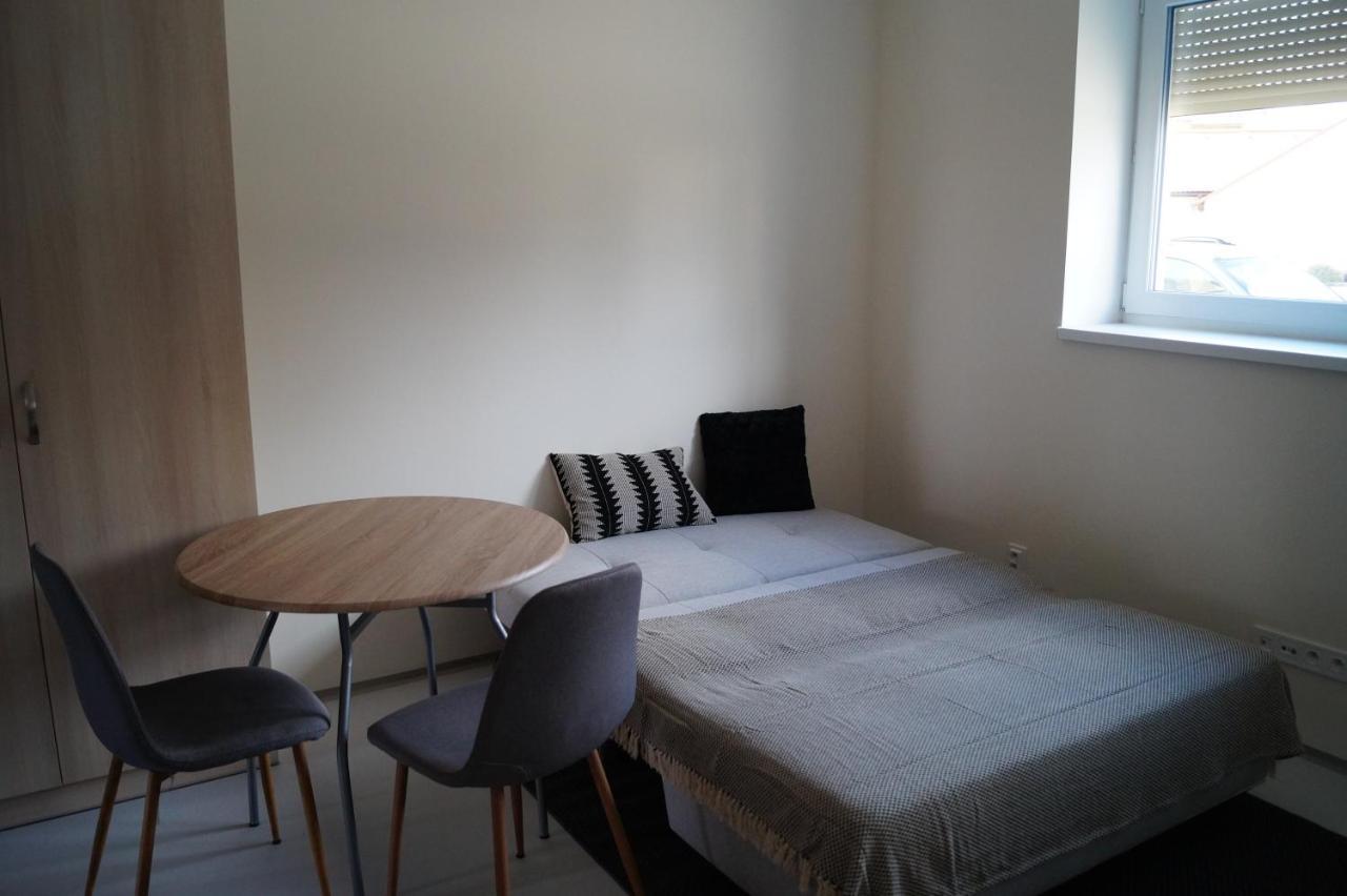 Apartment Studia Luzican *