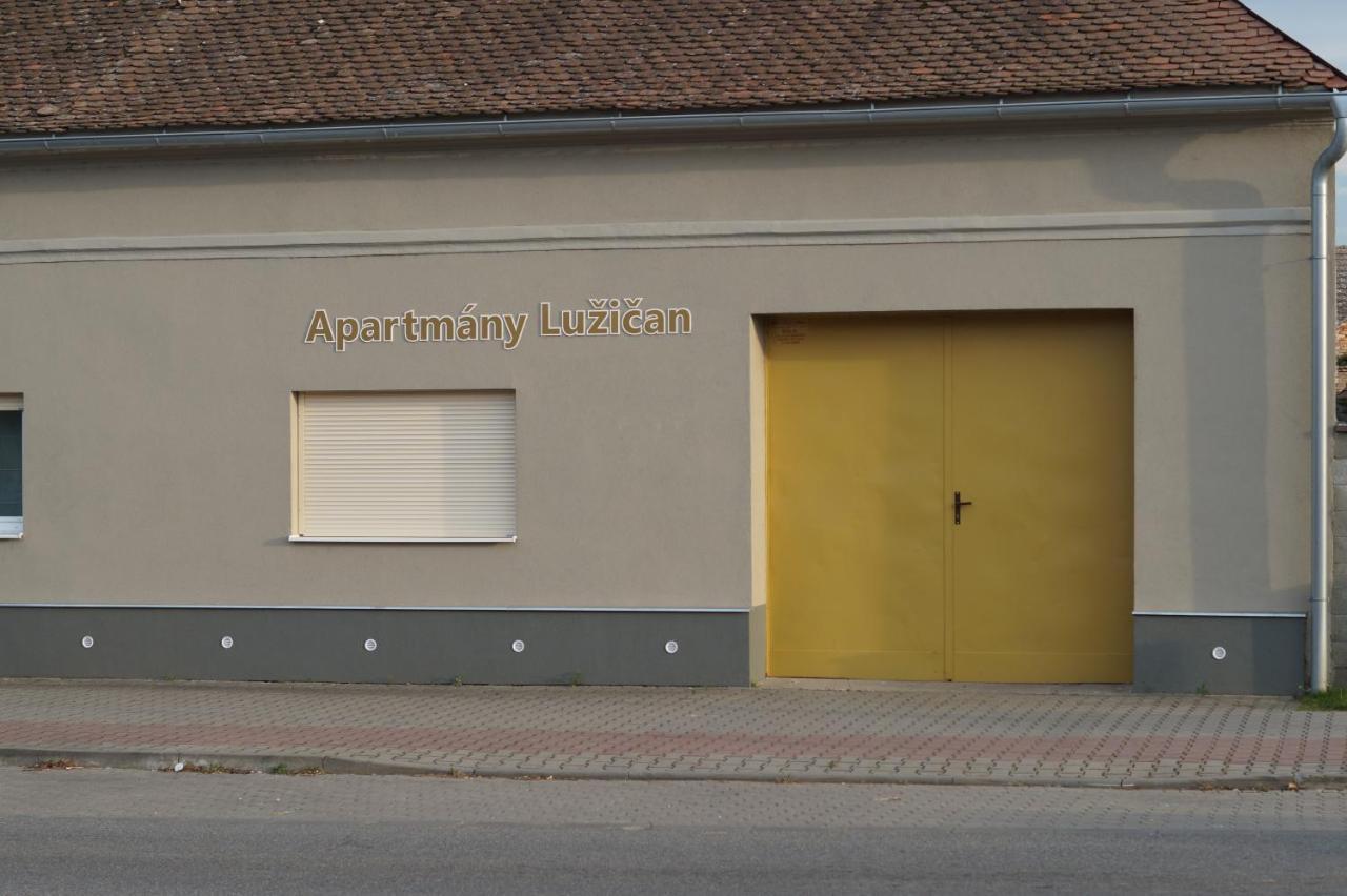 Apartment Studia Luzican *
