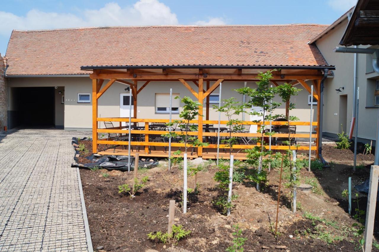 Apartment Studia Luzican